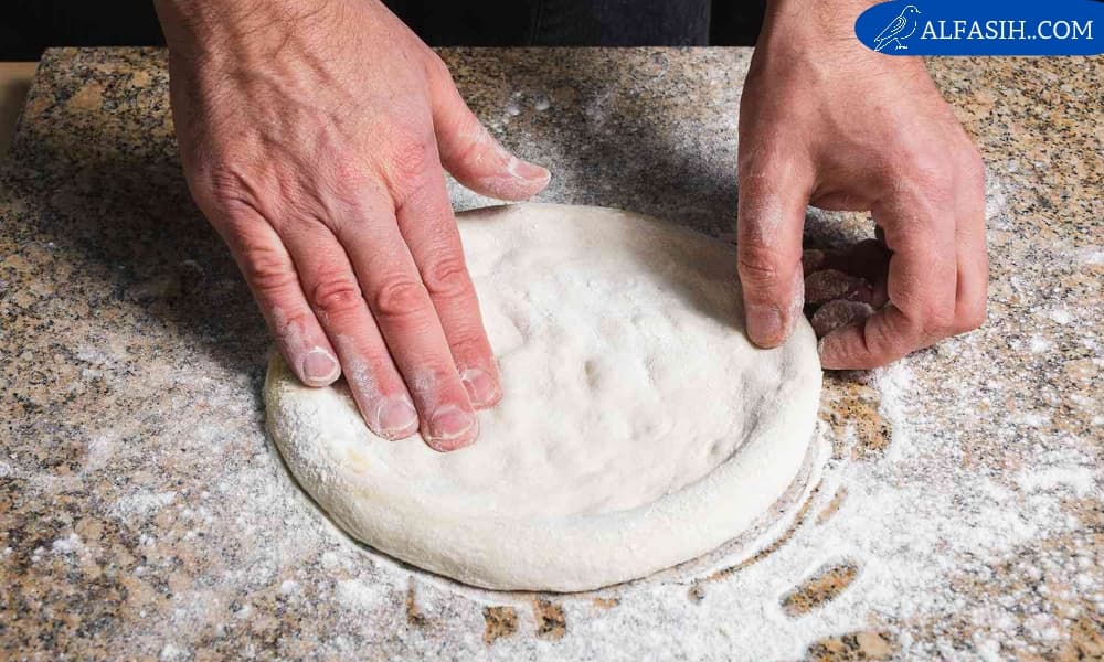 طريقة عمل عجينة البيتزا بدون خميرة